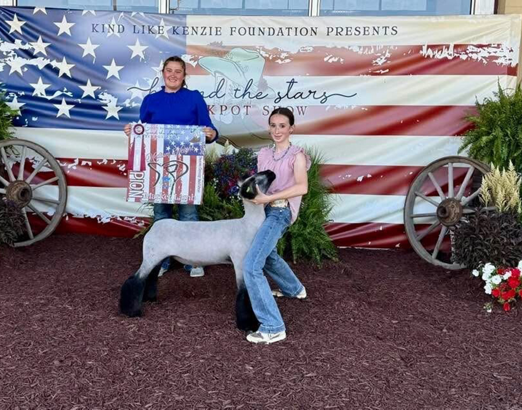Champion Medium Weight, Beyond the Stars Jackpot Show Champion Medium Weight, Beyond the Stars Jackpot Show